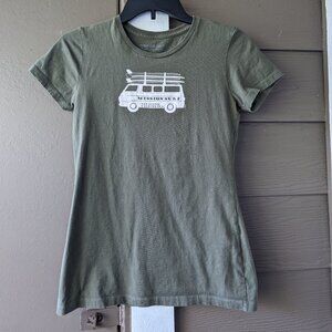 authentic Mission Surf women's short sleeve t-shirt.  Size M